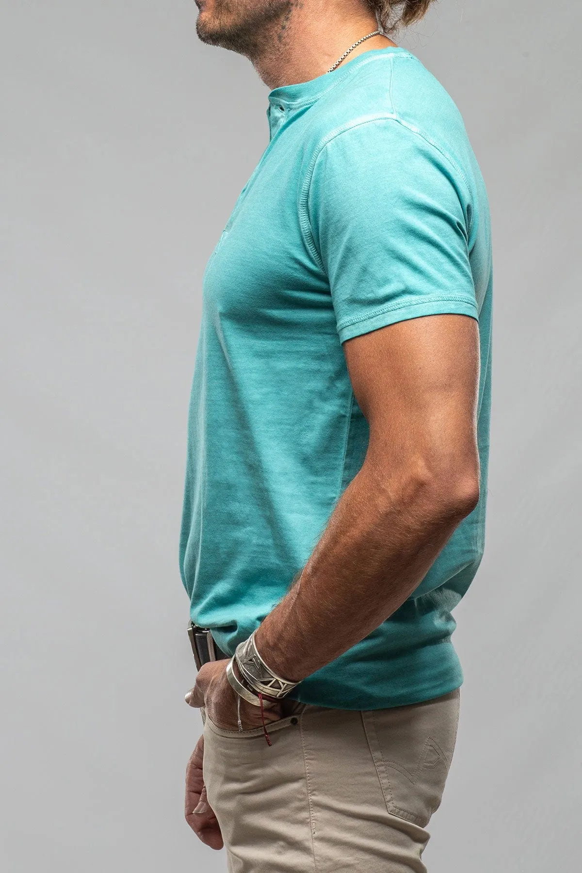 Mendocino Cotton SS Henley in Mint