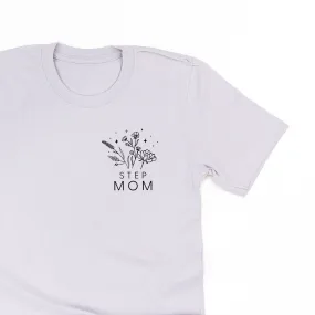 STEP MOM - Bouquet - Pocket Size ﻿- Unisex Tee