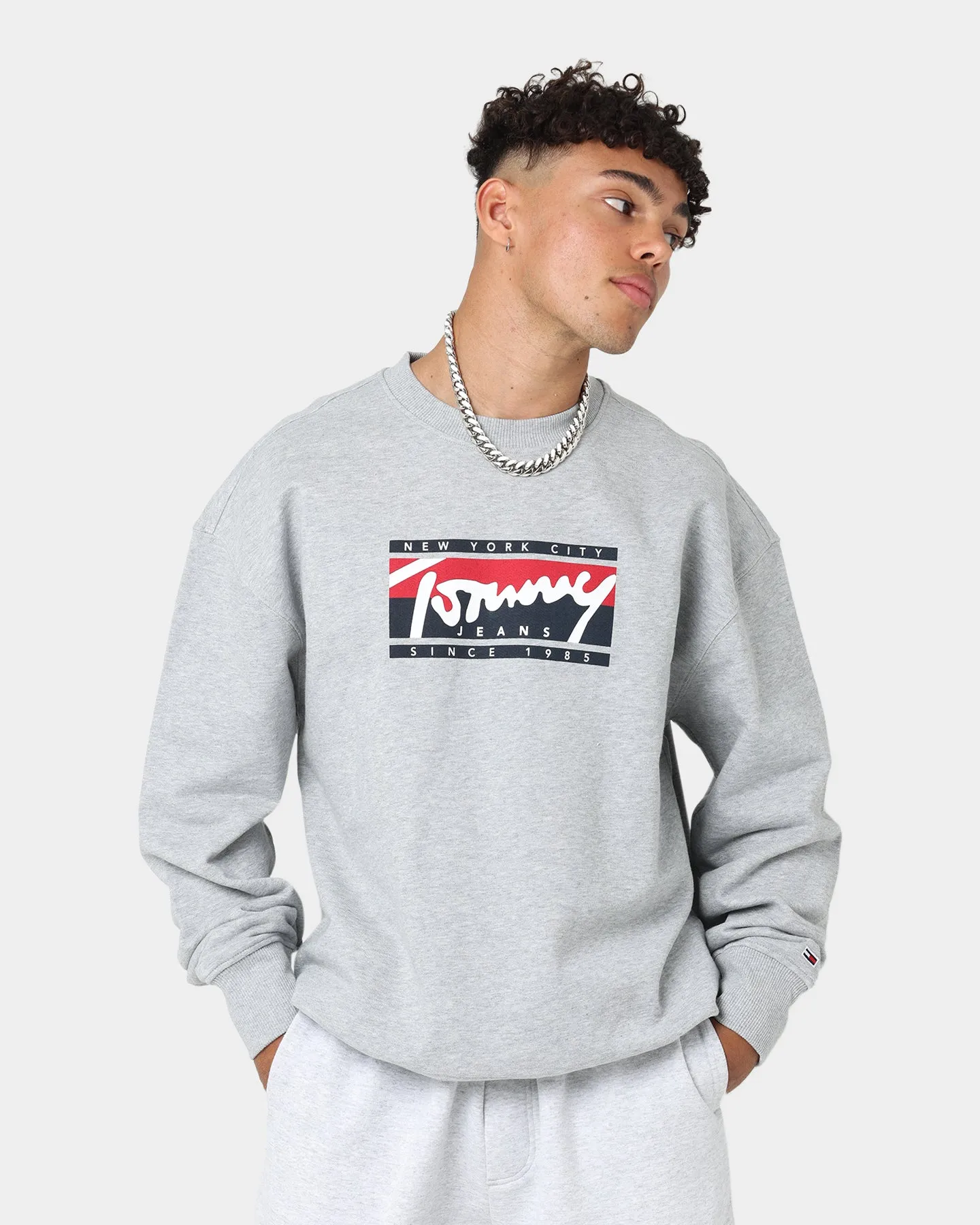 Tommy Jeans Tommy Graphic Flag Crewneck Light Grey Heather