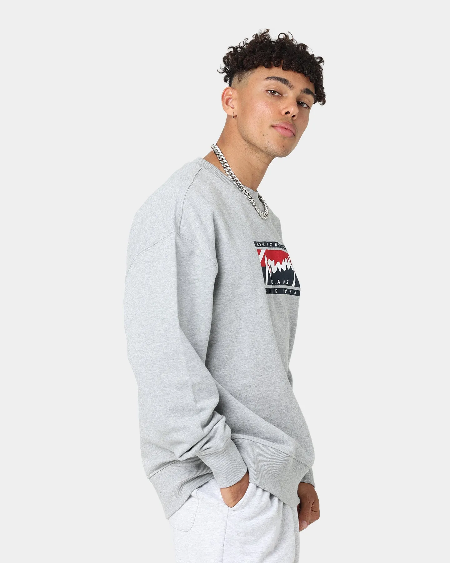 Tommy Jeans Tommy Graphic Flag Crewneck Light Grey Heather