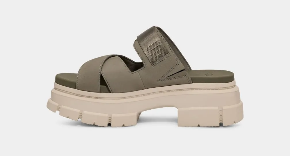 UGG® Women's Ashton Slide